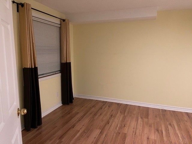 Bsmt - 71 Ian Baron Ave, Markham, L3R 5R1 | Image 3