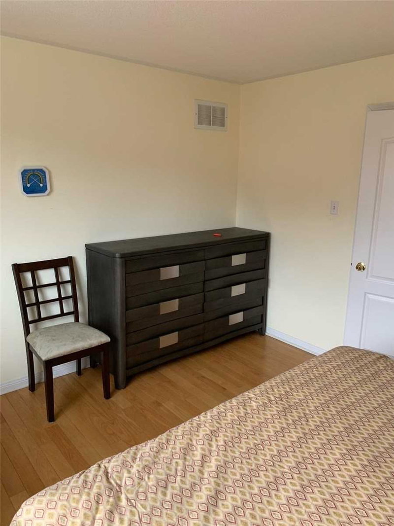 61 Formosa Dr, Richmond Hill, L4S1S9 | Image 3