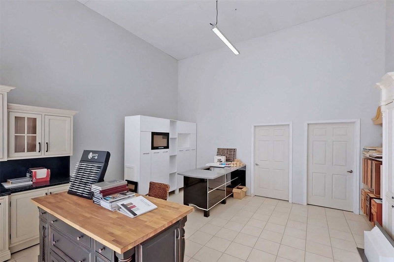 230 Woodchoppers Lane, King, L7B0S7 | Image 2