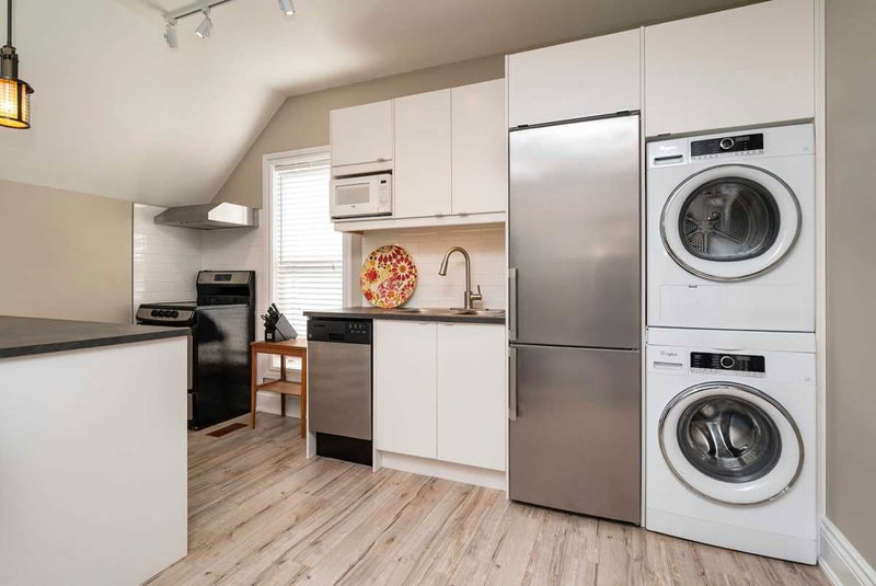 2nd Flr - 6391 Main St, Whitchurch-Stouffville, L4A 1G4 | Image 2