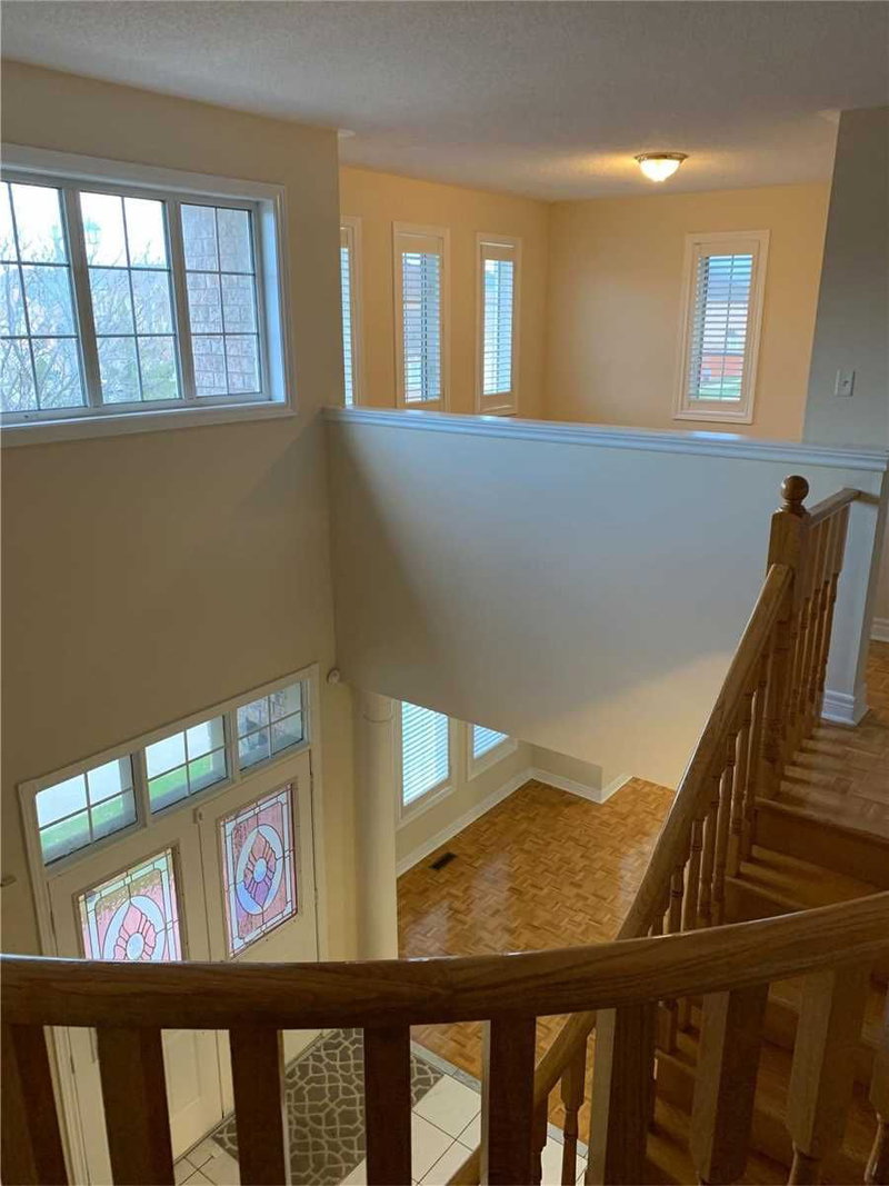 2 Sequoia Rd, Vaughan, L4H1W2 | Image 3