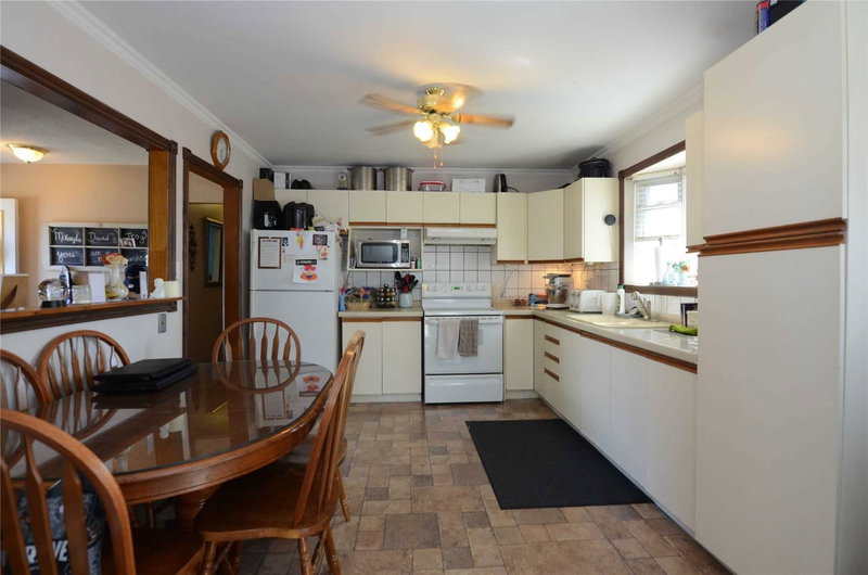 365 Adeline Dr, Georgina, L4P3C4 | Image 2