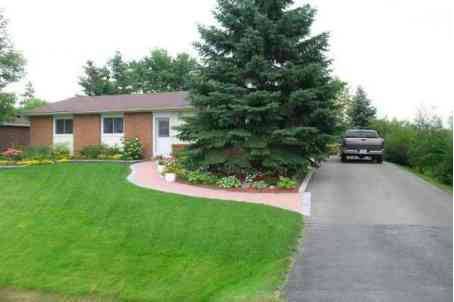 365 Adeline Dr, Georgina, L4P3C4 | Image 2