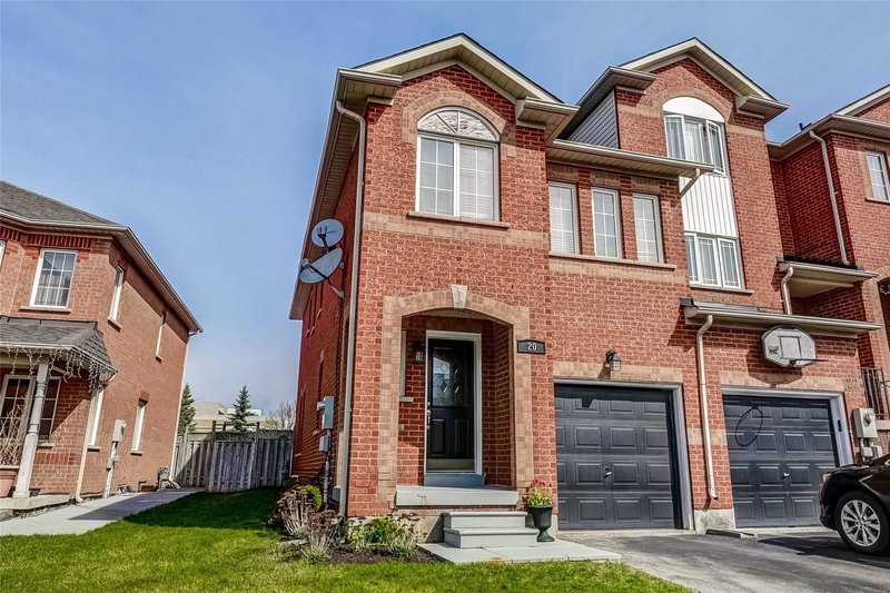 20 Lucena Cres, Vaughan, L6A2W6 | Image 2