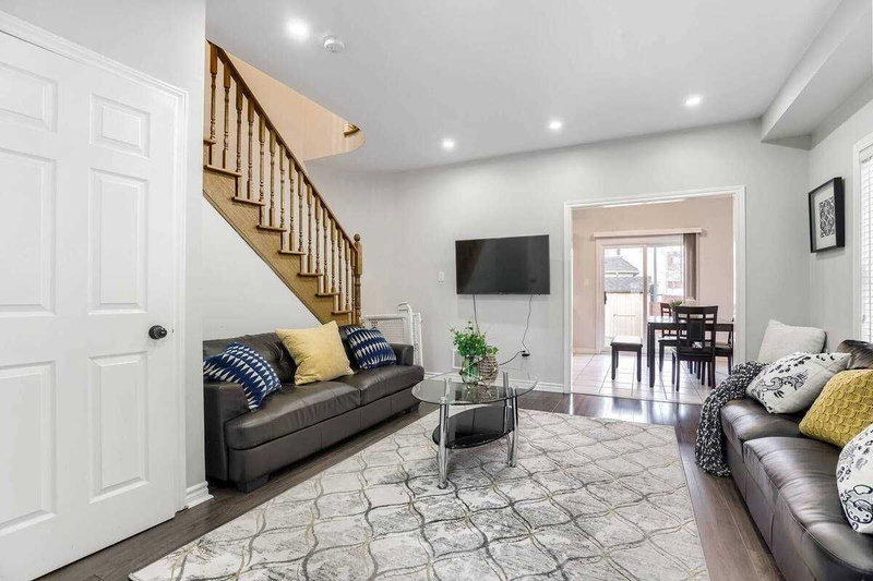 30 Abdus Salam St, Vaughan, L6A 3A8 | Image 3