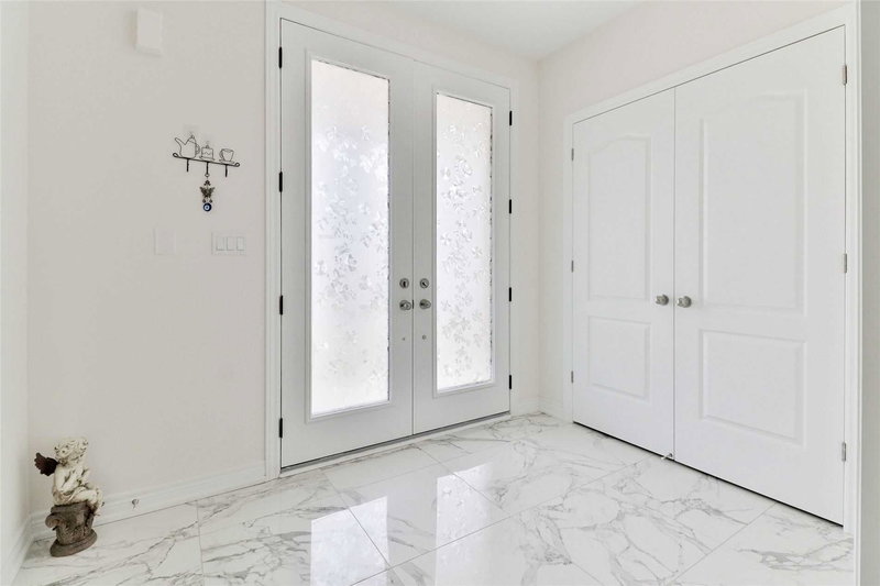 4 Goldeneye Dr, East Gwillimbury, L9N0S6 | Image 2