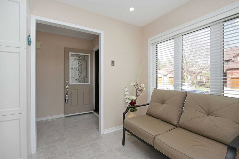 161 Green Briar Rd, New Tecumseth, L9R1Y1 | Image 3