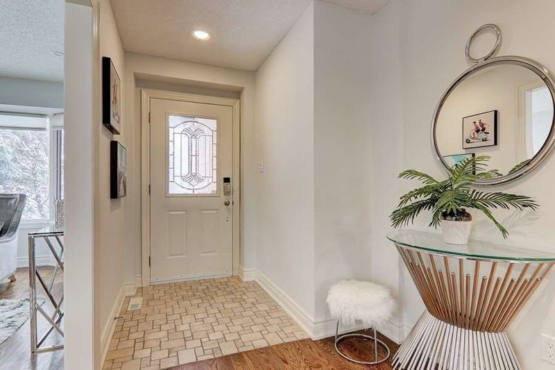 1 Whittington Crt, Markham, L3T7C5 | Image 3