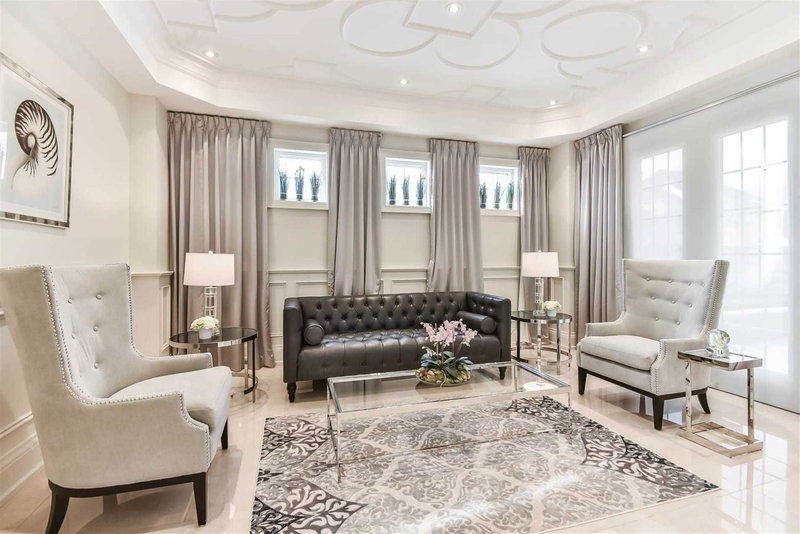 16 Rinas Ave, Markham, L6C 0N7 | Image 3