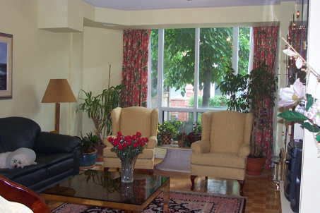 117 - 7398 Yonge St, Vaughan, L4J1V8 | Image 2