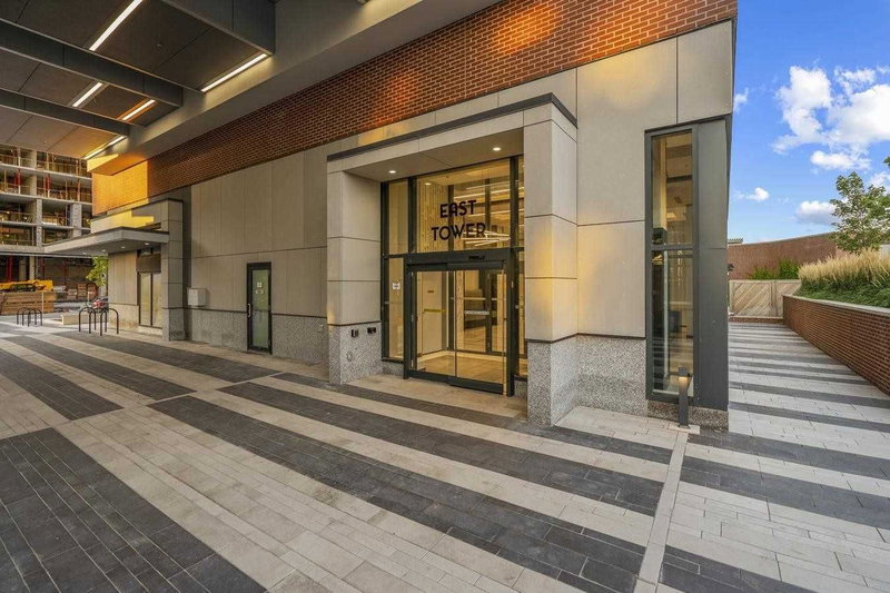 1012 - 99 Eagle Rock Way, Vaughan, L6A5A7 | Image 2