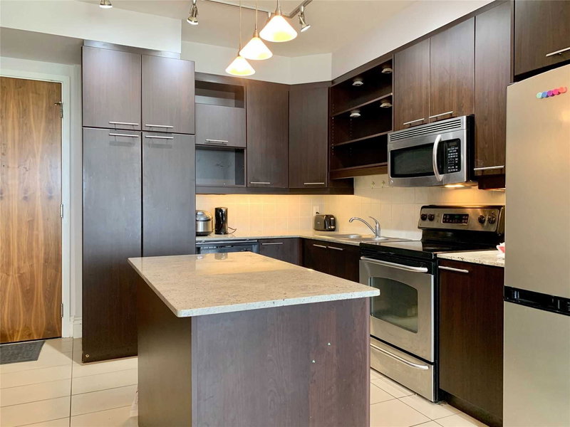 Lph10 - 37 Galleria Pkwy, Markham, L3T0A5 | Image 3