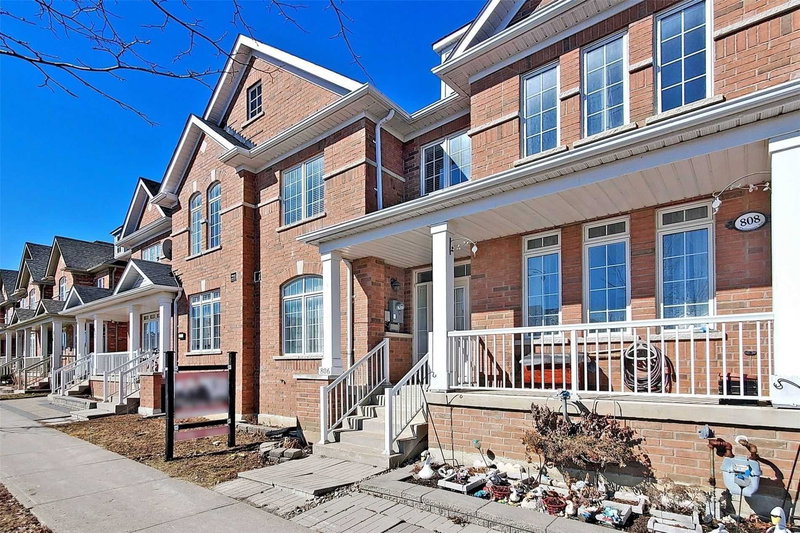 806 Castlemore Ave, Markham, L6E1P2 | Image 3