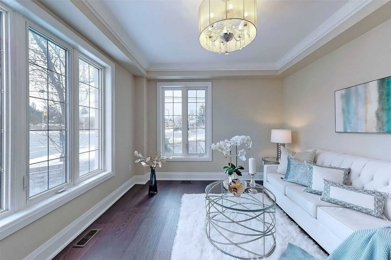 2 Stonebridge Dr E, Markham, L6C2C3 | Image 3