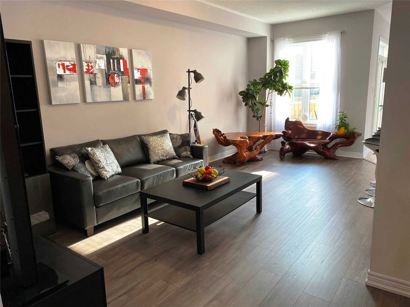 37 Greenwood Dr, Essa, L0M 1B4 | Image 3