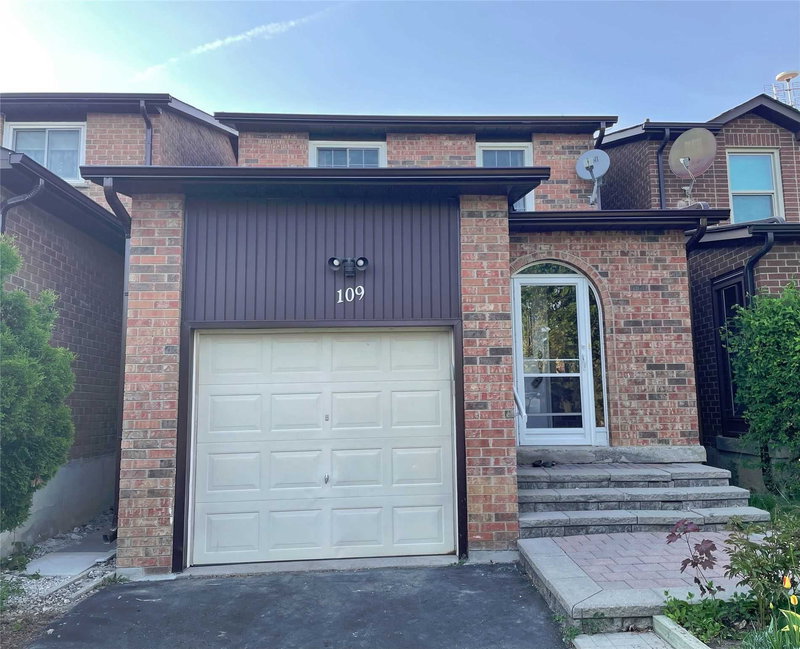 109 Tangmere Cres, Markham, L3R6Y3 | Image 2