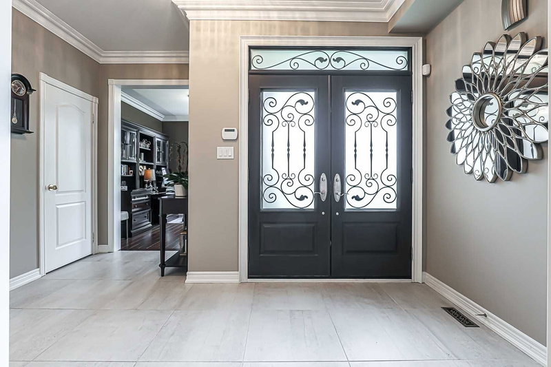 159 Jefferson Forest Dr, Richmond Hill, L4E4K6 | Image 3