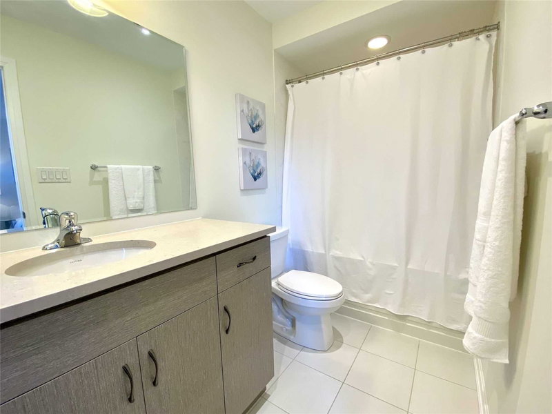 85 Casely Ave, Richmond Hill, L4S0K7 | Image 2