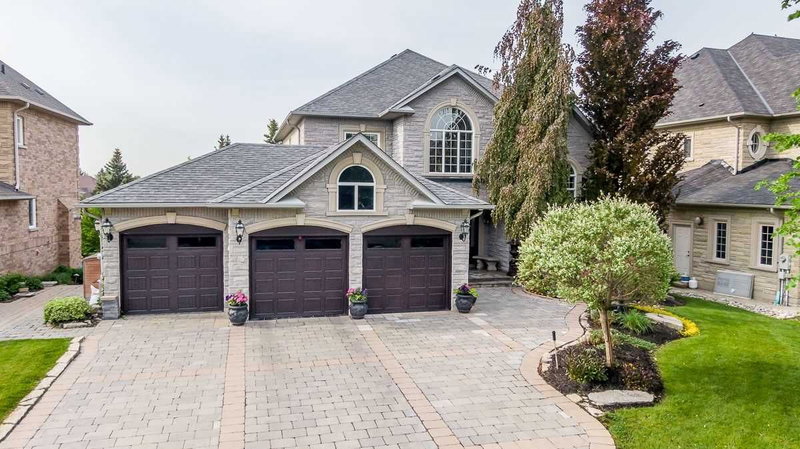 85 Gregory Scott Dr, Vaughan, L4H1K7 | Image 2