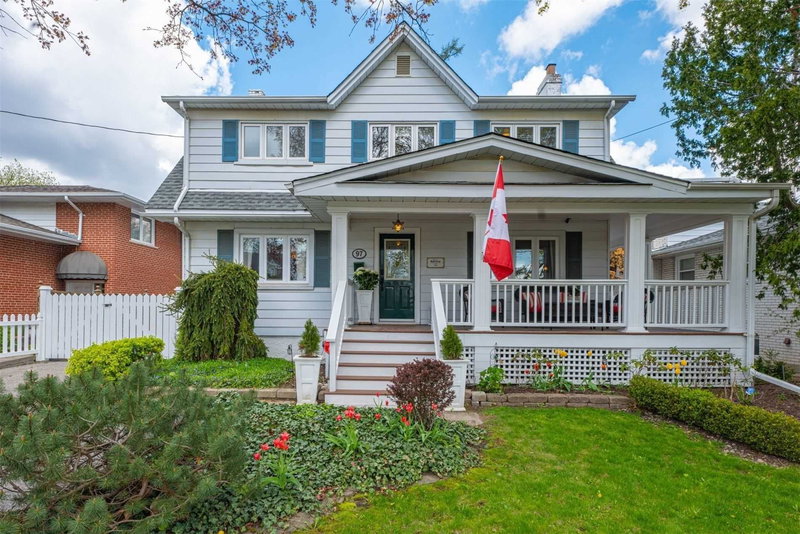 97 Centre St E, Richmond Hill, L4C3P6 | Image 2