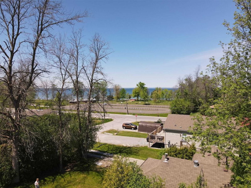 795 Third Ave, Georgina, L0E 1S0 | Image 3