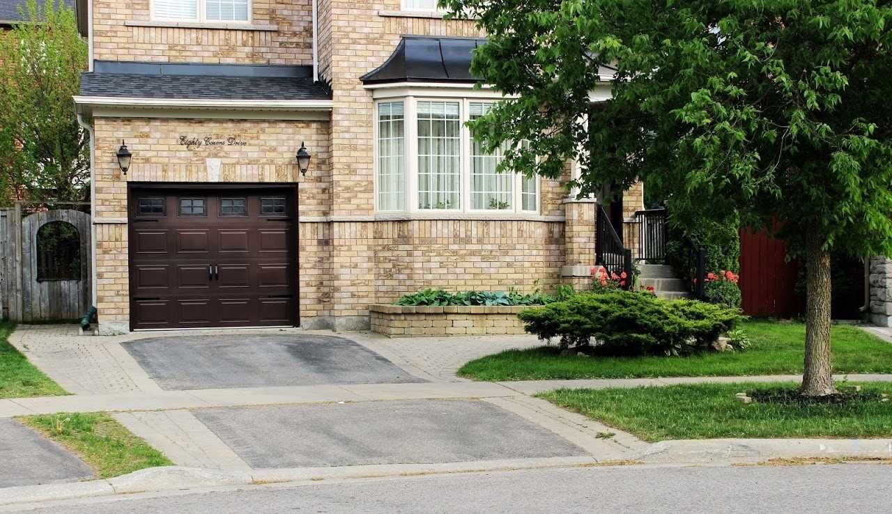 Detached House sold at 80 Cozens Drive, Richmond Hill, Oak Ridges, L4E4W8 - MLS: N5252467