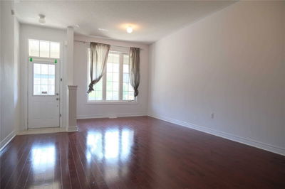 8 James Glover Dr, Markham - Berczy image-0-1