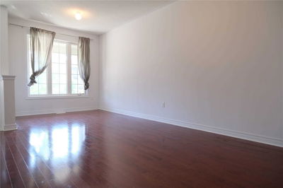 8 James Glover Dr, Markham - Berczy image-0-2