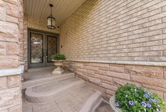 5 Rochester Hill St, Richmond Hill, L4S2M6 | Image 3