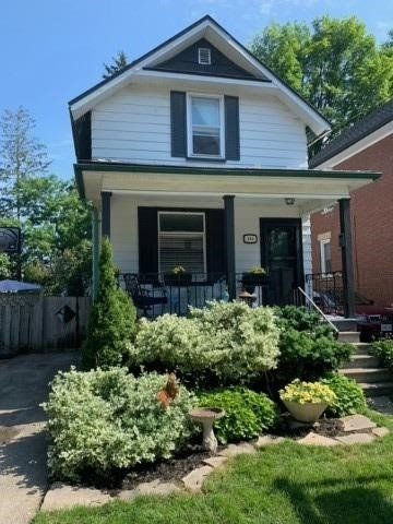 404 Botsford St, Newmarket, L3Y1S8 | Image 2