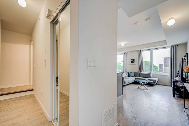 110 - 600 Alex Gardner Circ, Aurora, L4G3G5 | Image 3