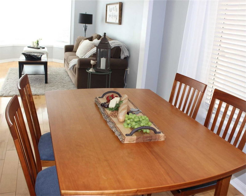 20 Dougherty Cres, Whitchurch-Stouffville, L4A 0A1 | Image 3