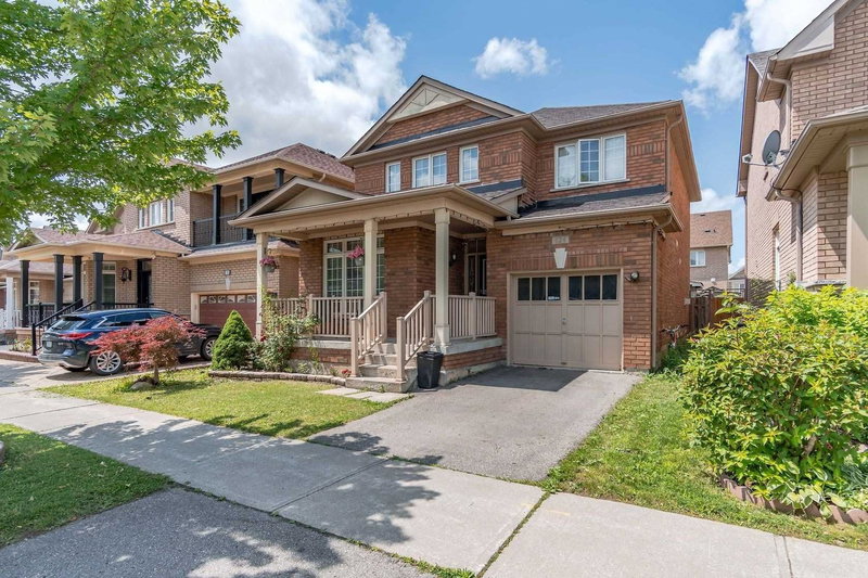 124 Alfred Paterson Dr, Markham, L6E1L5 | Image 2