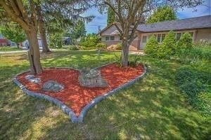 49 Don Mor Dr, Newmarket, L3Y1G8 | Image 3