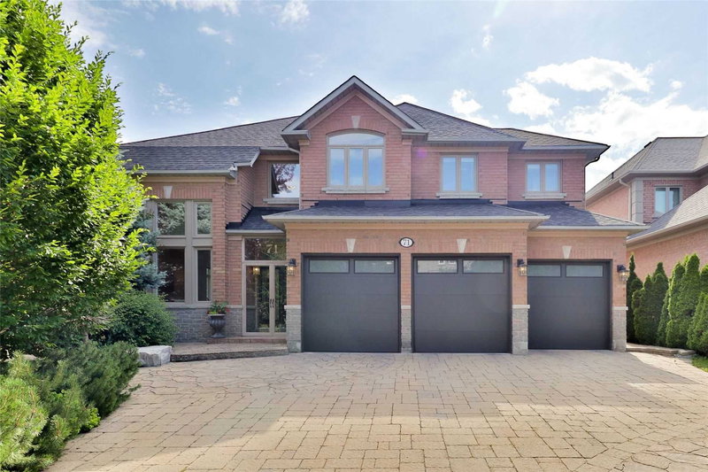 71 Plum Tree Circ, Markham, L6C 1V9 | Image 3