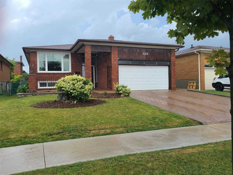 438 Woodbridge Ave, Vaughan, L4L2T4 | Image 2