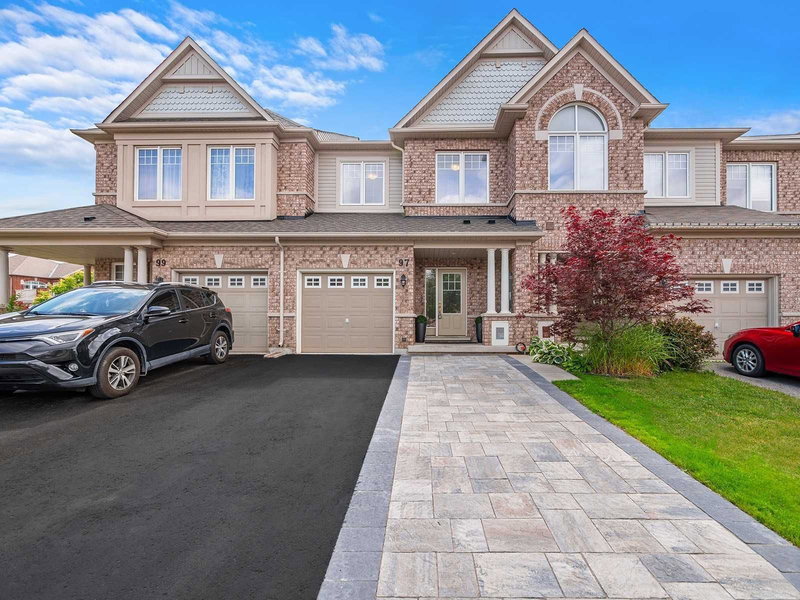 97 Thatcher Cres, East Gwillimbury, L9N0B9 | Image 2