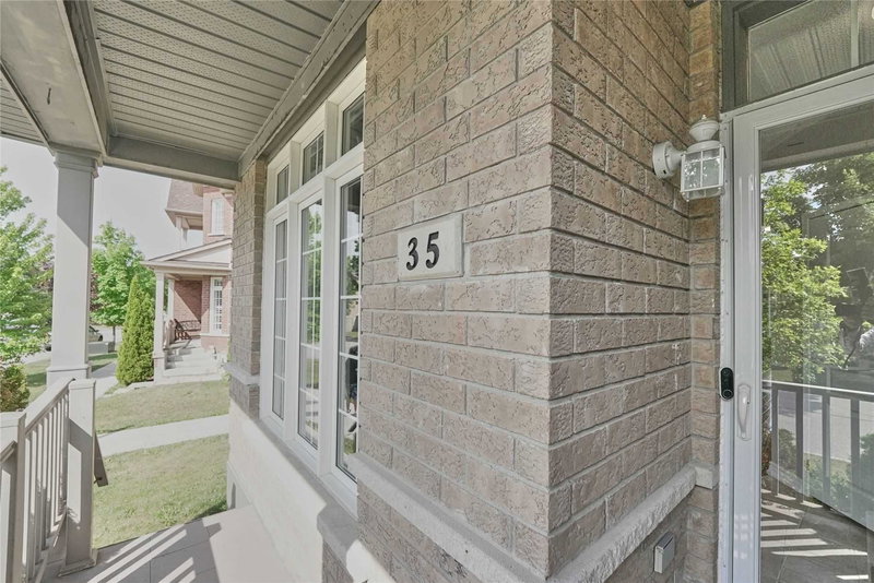 35 Rainbow Valley Cres, Markham, L6E1M1 | Image 2