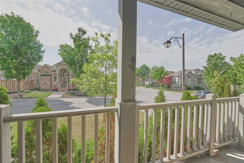 35 Rainbow Valley Cres, Markham, L6E1M1 | Image 3