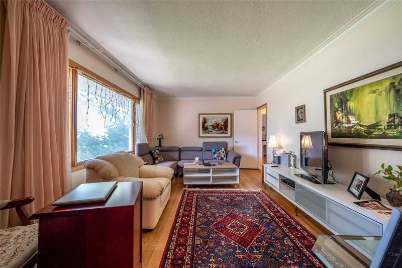 22 Grandview Ave, Markham, L3T1G8 | Image 3