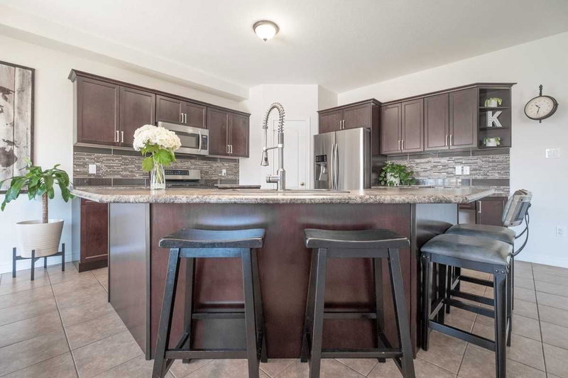 154 Arnold Cres, Essa, L0M1B6 | Image 3