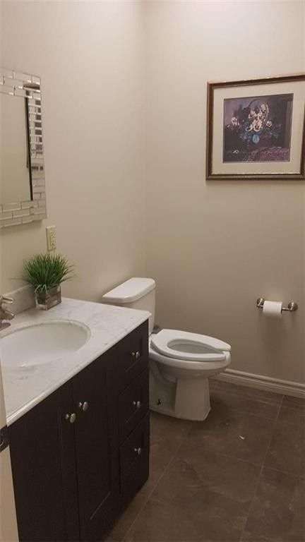 15 - 9555 Yonge St, Richmond Hill, L4C9M5 | Image 3