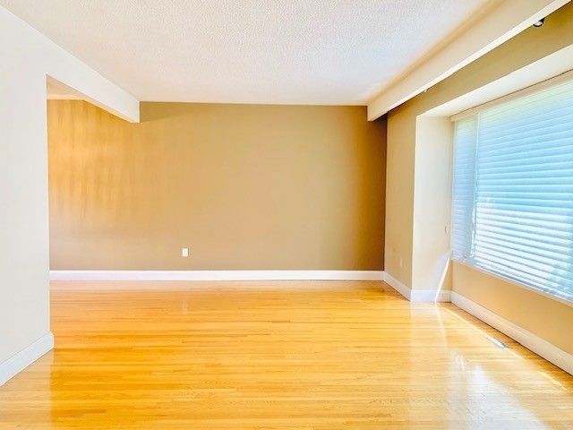 88 Dawn Hill Tr, Markham, L3T3B3 | Image 2