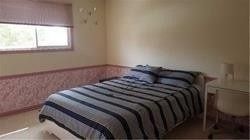 31 Spanhouse Cres E, Markham, L3R4E2 | Image 2