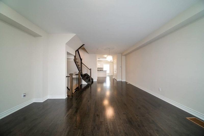 16 - 10060 Keele St, Vaughan, L6A 4V6 | Image 3