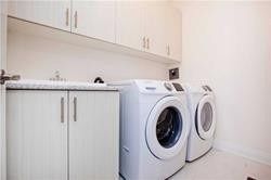 99 Causland Lane, Richmond Hill, L4S 0G5 | Image 3