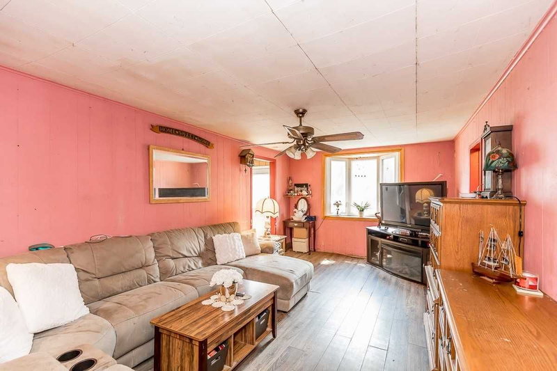 1981 Inglewood Dr, Innisfil, L9S 1Z1 | Image 3