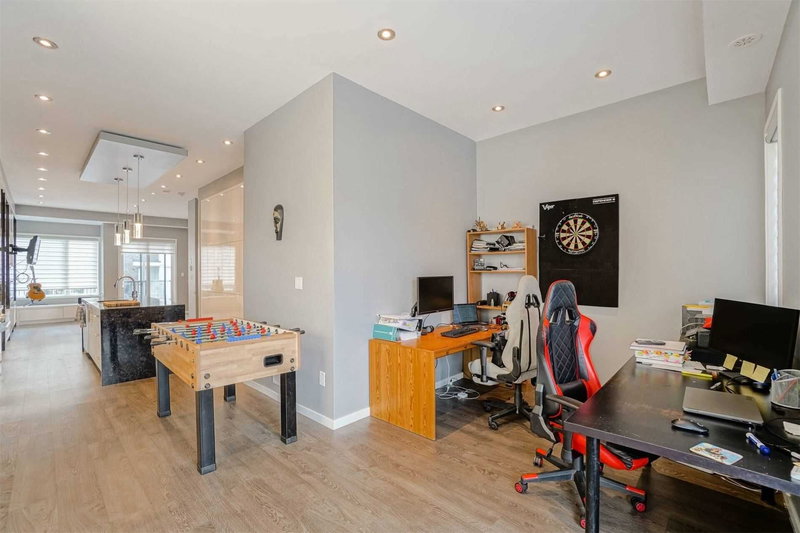 3910 Major Mackenzie Dr, Vaughan, L4H4J9 | Image 3