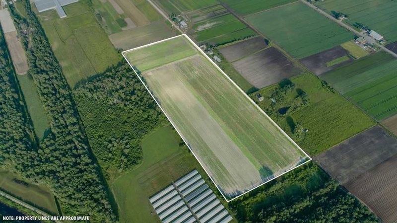 325 Lipchey Rd, King, L3Y4V9 | Image 3