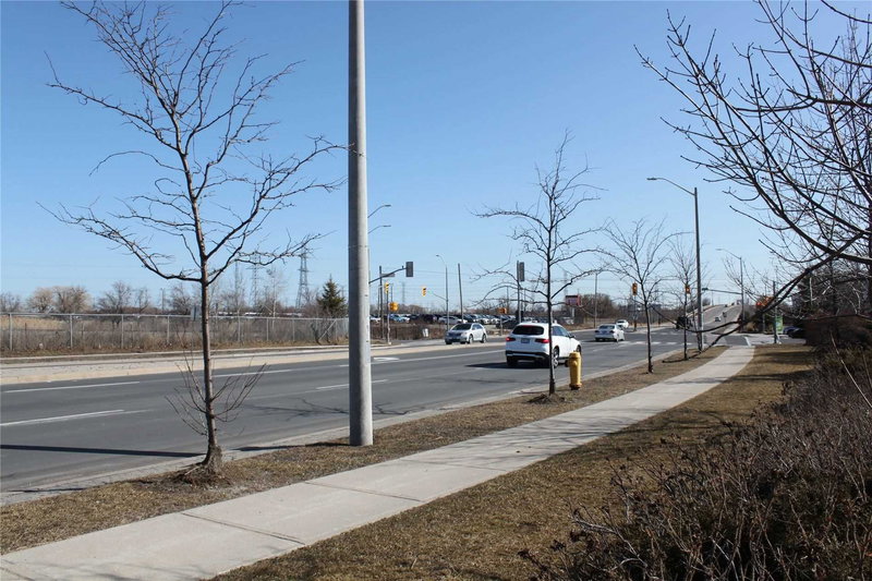 17 - 290 Yorktech Dr, Markham, L6G0A7 | Image 3